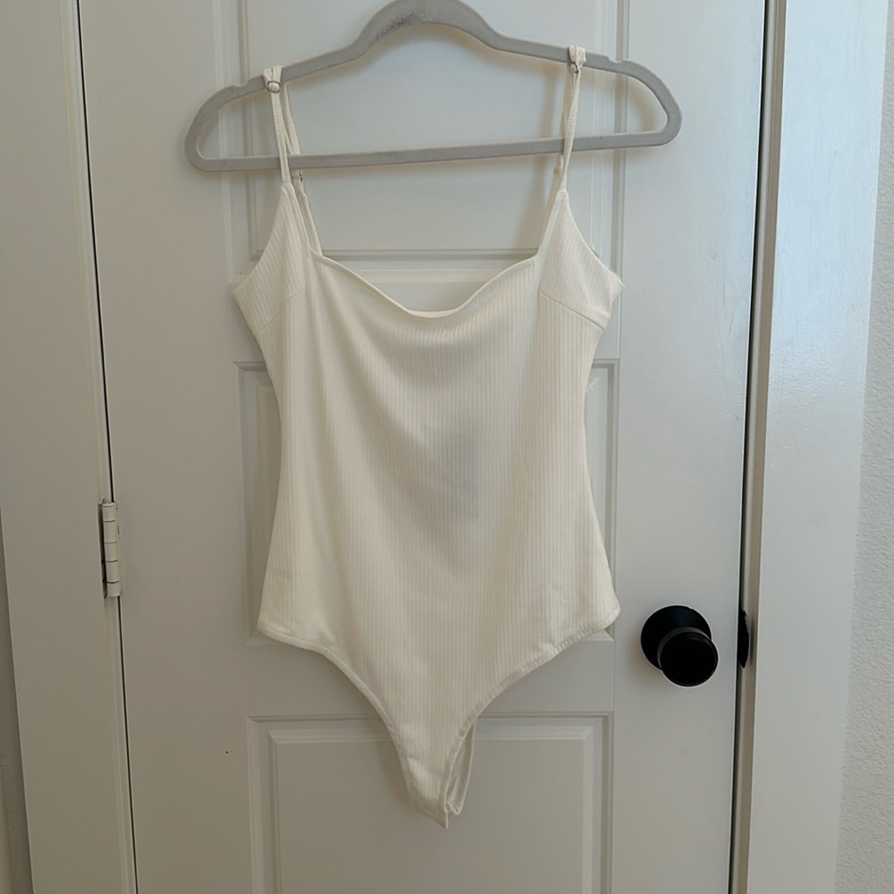 NWT Lulus ribbed white bodysuit